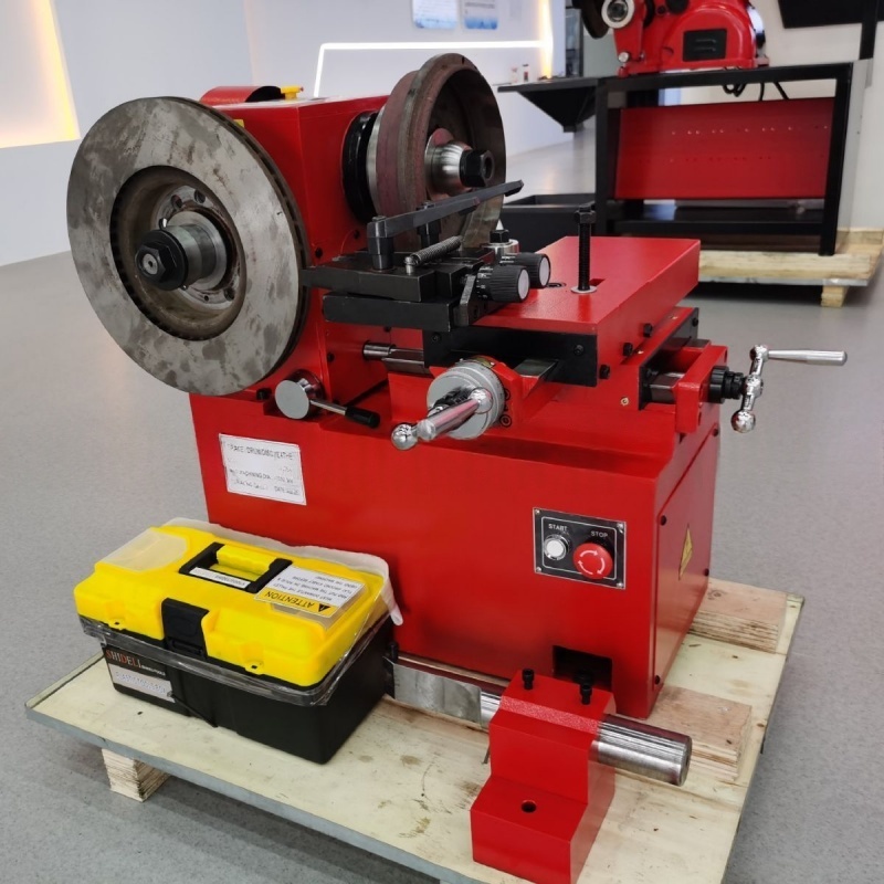 Brake Disc Repair Machine CD-R - огляд і ціна Brake Drum Lathe